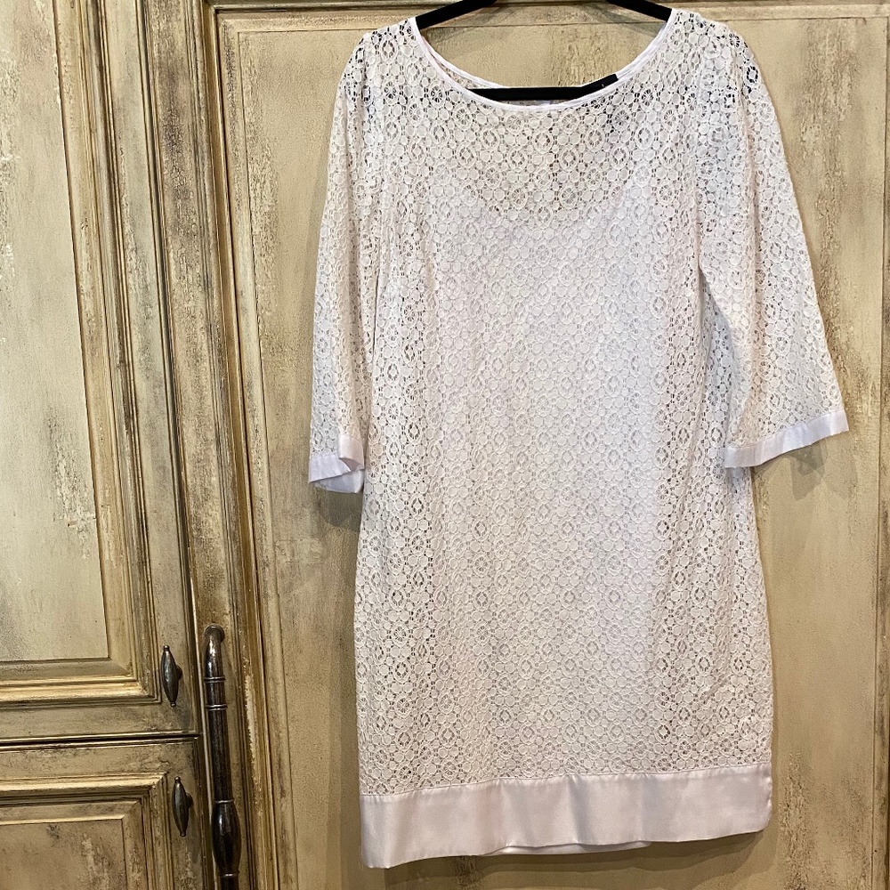 Laundry (10) White Dress